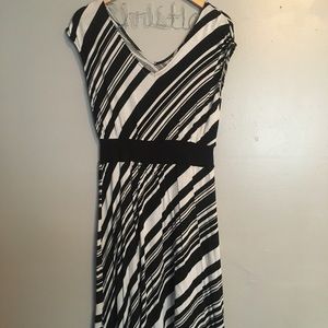 Black and White Striped Dress Size L NWOT